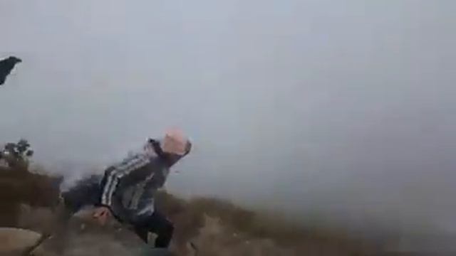 Sunset Peak strong winds смотреть онлайн