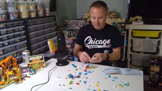 Building the Lego Creator Dolphin and Turtle set Alternate Seahorse and Snail! смотреть онлайн