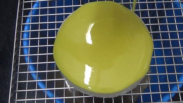 yellow Mirror Glaze NEW Recipe !!! смотреть онлайн