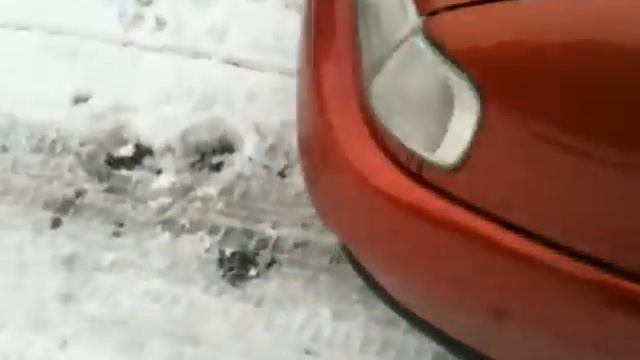 Liquid snow chains in action - spray on snow chains смотреть онлайн