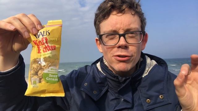 Vitalis Kraftfutter Snack von Dr. Oetker im Test: Schoko, Tomate & Sour Cream mit Ostsee-Panorama! смотреть онлайн
