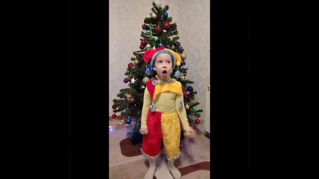 Онлайн - конкурс чтецов " Пришла волшебница - зима " смотреть онлайн