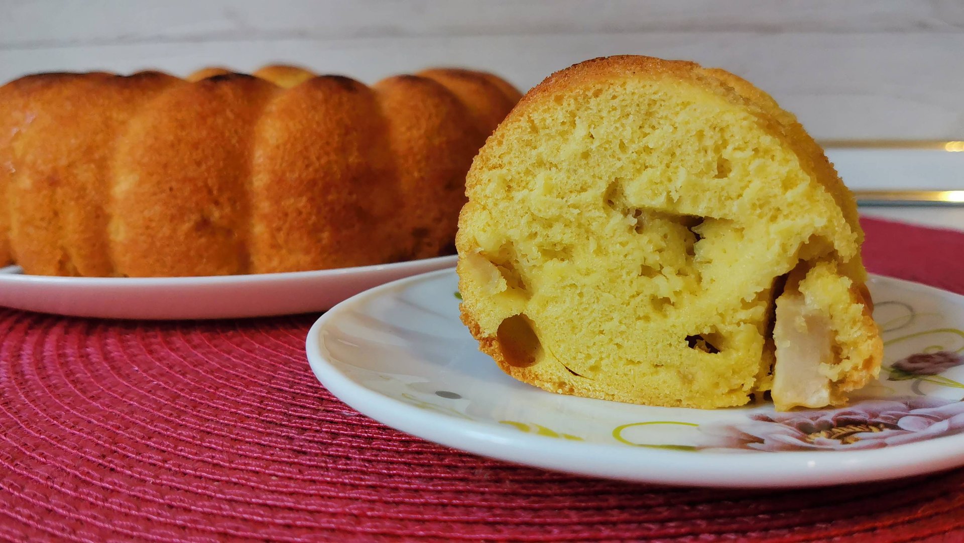 Простой рецепт вкусной и быстрой шарлотки. Готовим дома вкусную домашнюю выпечку. Яблочный пирог. смотреть онлайн