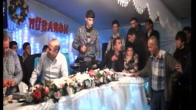 Balaəli Maştağalı - Anam Bağışlasın Məni 2014 Məhəmmədi Vüsal-ın Toyu Meyxana Realstudia смотреть онлайн
