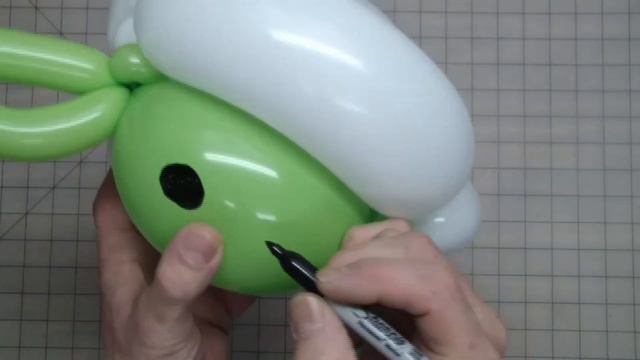 Baby Yoda/ Grogu Balloon Tutorial (NEW 2020) смотреть онлайн