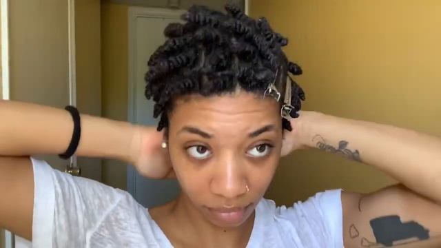 TWIST OUT ON TYPE 4 SHORT NATURAL HAIR | STYLING MY TWA смотреть онлайн