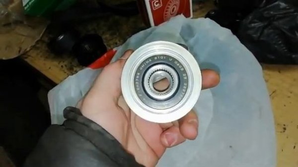 Обгонная муфта генератора и шкив коленчатого вала!!! Ssang Yong Actyon New...