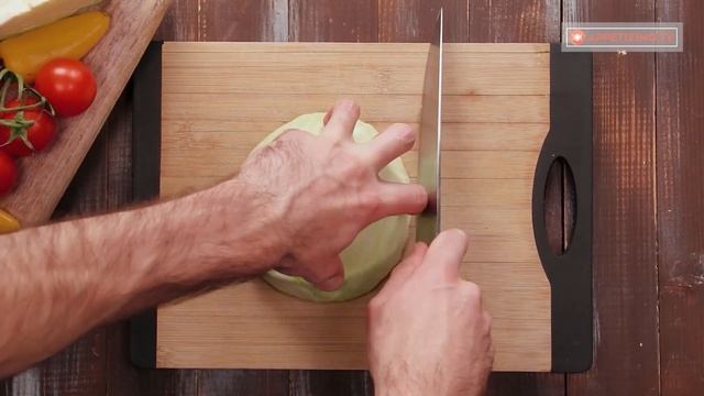 A healthy and light salad, with cabbage and ham. You will eat it every day! смотреть онлайн