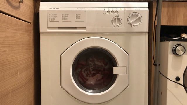 Ariston Margarita Washer Dryer AV1247C: Program 1 Half Load Cotton 60 Economy
