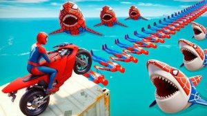 Супергерои на мотоцикле едут по мосту Спайдер Маккуин