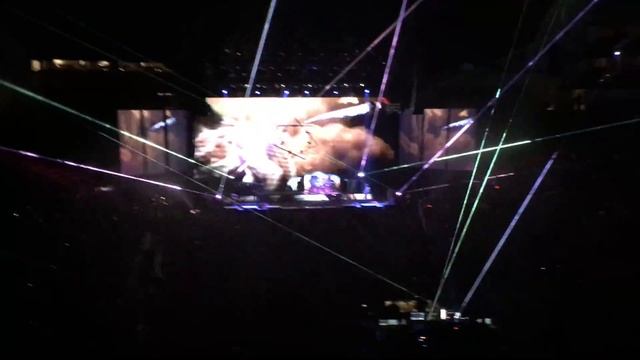 Tool - Vicarious (LIVE) :: Houston, TX :: Toyota Center :: January 14th 2016 смотреть онлайн