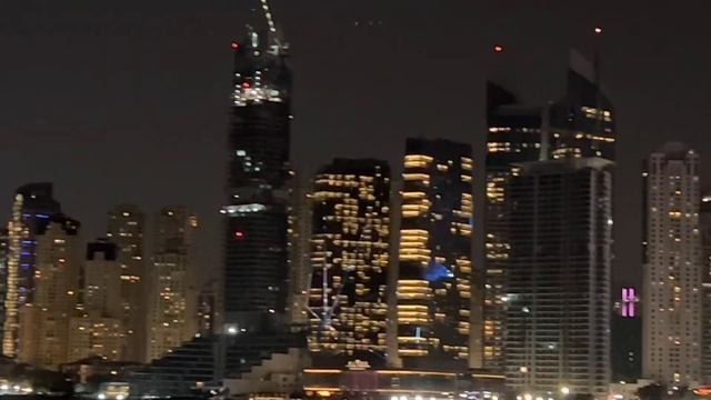 2022.11 - UAE, Dubai-Marina,-Eye, Burj Khalifa, metro, day & night, beaches смотреть онлайн