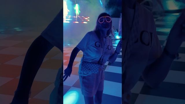 Boxer MC Zverev Den remix by Axel Twist - Девочка