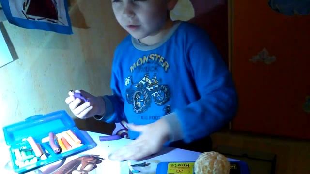 Видео лепка фиолетовый парень . смотреть онлайн