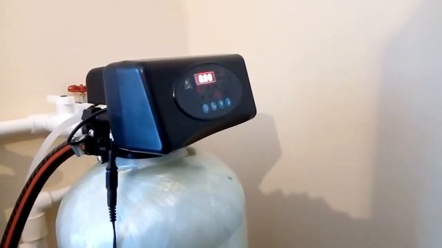 Монтаж умягчителя воды в коттедже смотреть онлайн