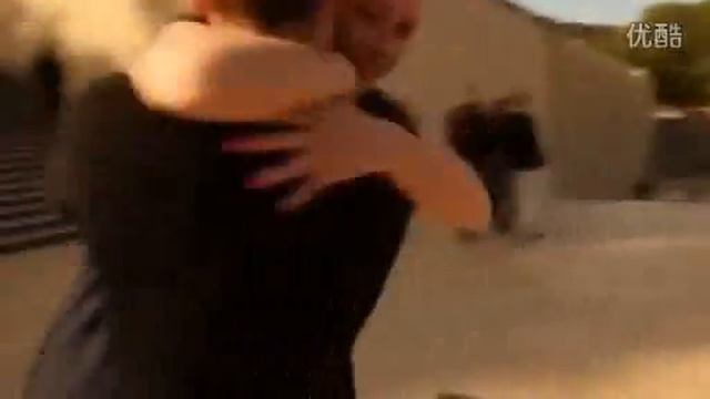 Frederick A Force De T'aimer (因為愛情 法語版) смотреть онлайн