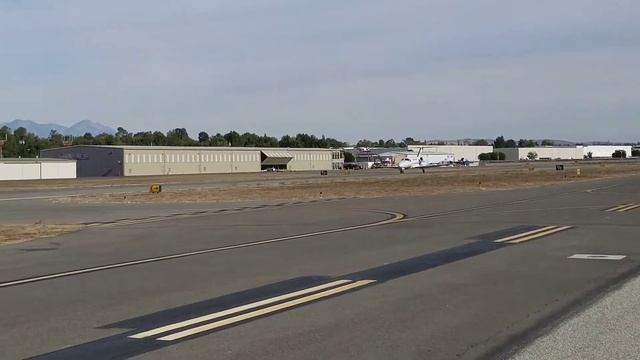 Cessna Citation Mustang Touch and Go Short Runway. смотреть онлайн