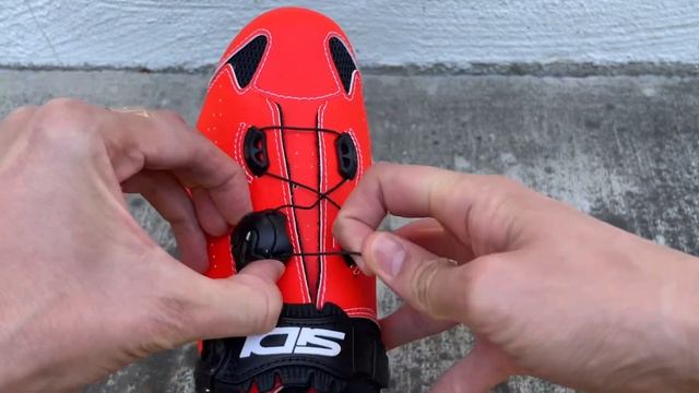 S-Works 7 и Sidi Genius 10 смотреть онлайн