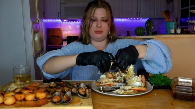 МУКБАНГ. | Острая еда. Куриные лапки. Мидии. |АСМР | MUKBANG. SEAFOOD.  #мукбанг #spicyfood