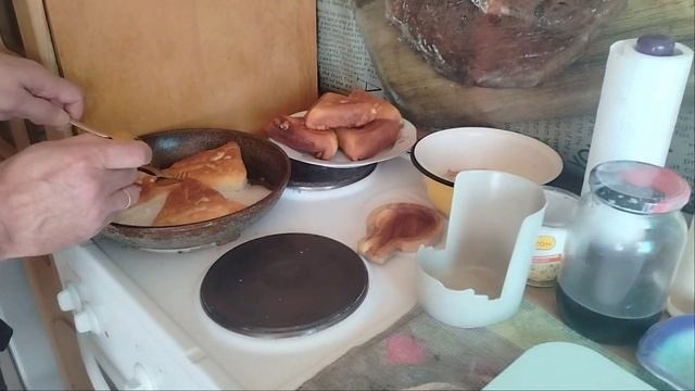 Беляши от мужа без рецепта/ а ваш муж тоже готовит такие вкусняшки? #вкусныерецепты#беляши#муж смотреть онлайн