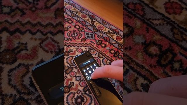 die liza remote kann individuell personalisiert werden #hue #liza #philips #sonos #spotify #emoji смотреть онлайн