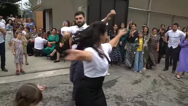 Один из лучших танцор села Тагиркент-Казмаляр смотреть онлайн