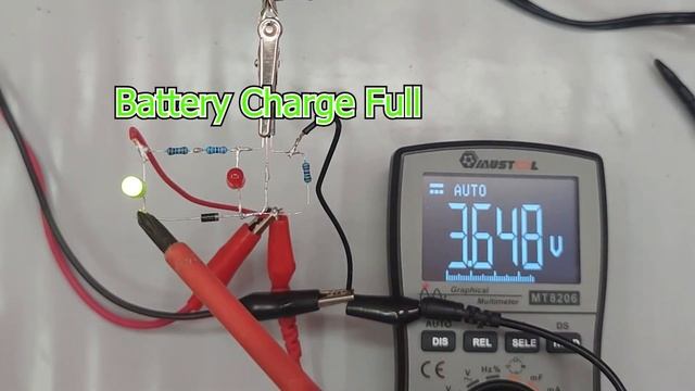 3.7v Lithium Battery Full And Low Level Indicator Circuit смотреть онлайн