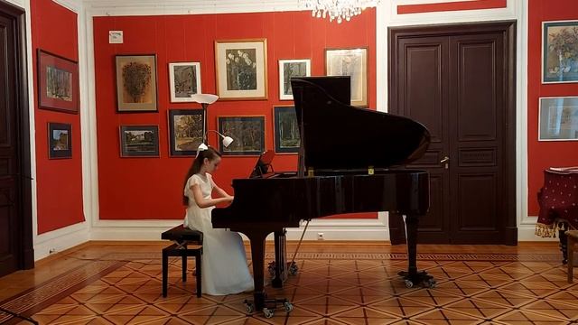 Л.ван Бетховен Сонатина Соль Мажор смотреть онлайн