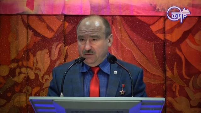 В воскресенье в России отметили День работника жилищно-коммунального хозяйства смотреть онлайн