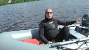 Лодка 2,70 метра и мотор 30 сил, мощность больше в 3 раза.