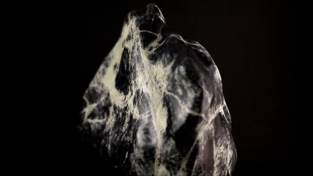 蛇紋石 サーペンティン 置石 3.7キロ / Serpentine смотреть онлайн