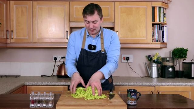 Simple Christmas Cabbage tasty side dish! Savoy cabbage recipe смотреть онлайн