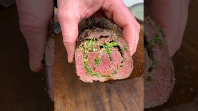 Australian Tenderloin herb roll смотреть онлайн