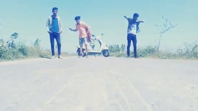 Dance video by Bilal khan & friends please gay's watch my video смотреть онлайн