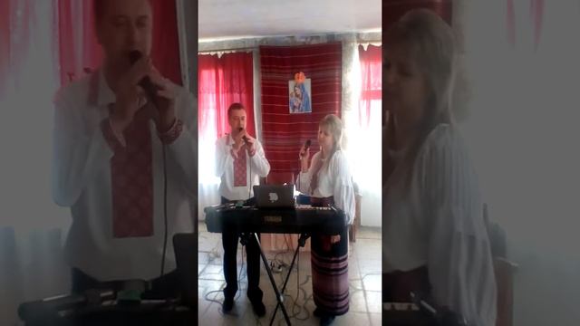 Родинний дует Яйчуків Наталя та Андрій при Народному домі с.Стенятин смотреть онлайн