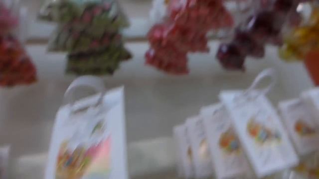 КАК ДЕЛАЮТ КАРАМЕЛЬКИ? Близнецы на Мастер Классе! CANDY STORE смотреть онлайн