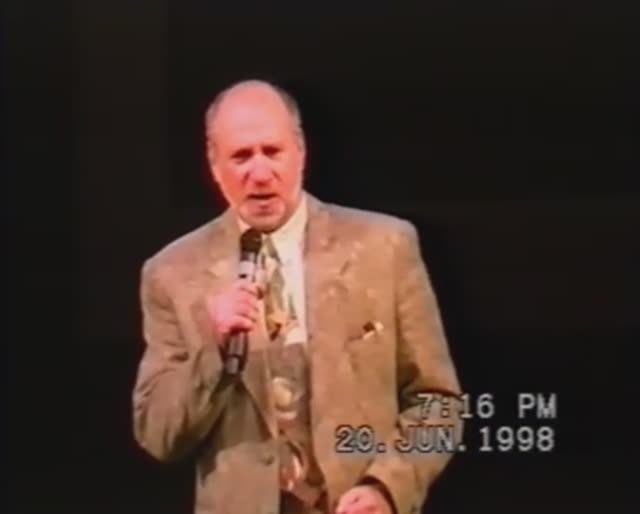 Концерт памяти Юрия Визбора. 20.06.1998, часть 1 (из 2) смотреть онлайн