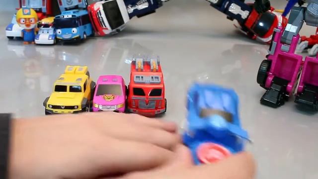 Трансформеры. Тобот и гонщики. Развлекающие и развивающие видео обзоры детских игрушек смотреть онлайн