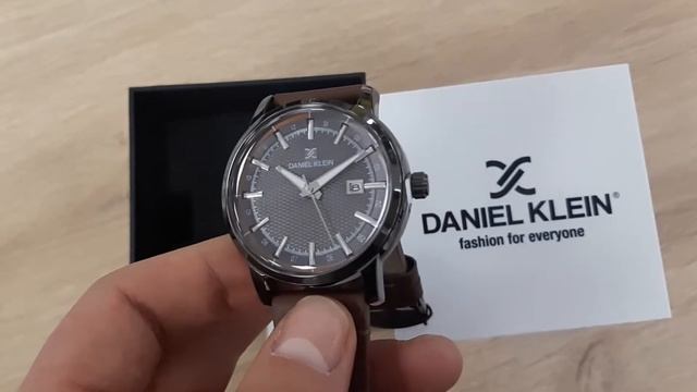 Мужские часы Daniel Klein DK11841-3 (миллитари стиль) видеобзор от Watch-online.com.ua смотреть онлайн