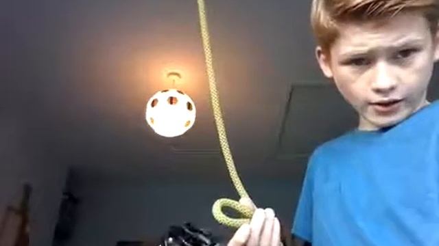 Henry climbing how to put a black diamond atc xp on the rope Part 1 смотреть онлайн
