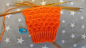 Вяжем только лицевыми, а получаются бабочки. Узоры для кругового вязания.