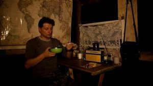 Кинематографичный отдых в лесу