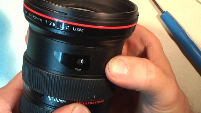 Stuck focus ring in Canon EF 16 35mm 1:2.8 L II USM смотреть онлайн