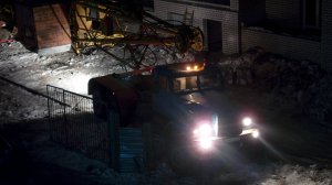 КрАЗ-255В. Вывоз палеты башенного крана с объекта. Звук ЯМЗ-238.
