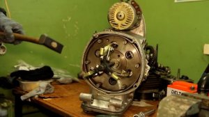 мотоцикл урал / снимаю маховик,коленвал,втулку распредвала,Ура!