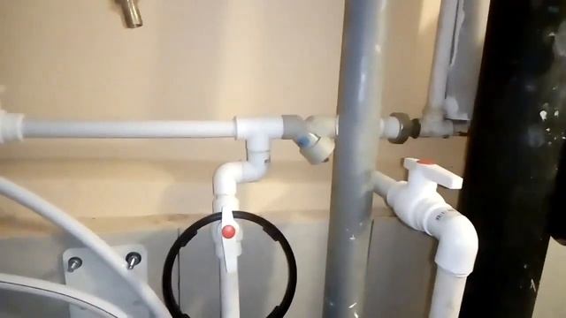 Умягчитель-обезжелезиватель с расширительным баком и предфильтром смотреть онлайн