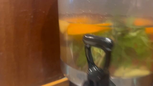 Питание в отелях Аджмана. ОАЭ. Adjman Bahi Hotel смотреть онлайн