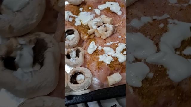 Рецепт ужина / Грибы с куриным филе смотреть онлайн