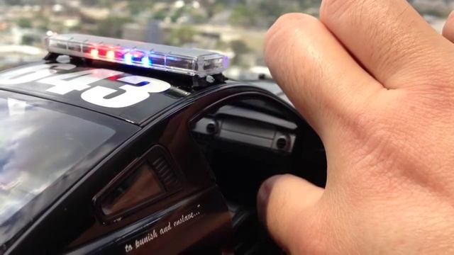 1/18 Saleen Mustang Replica of Barricade from Transformers смотреть онлайн