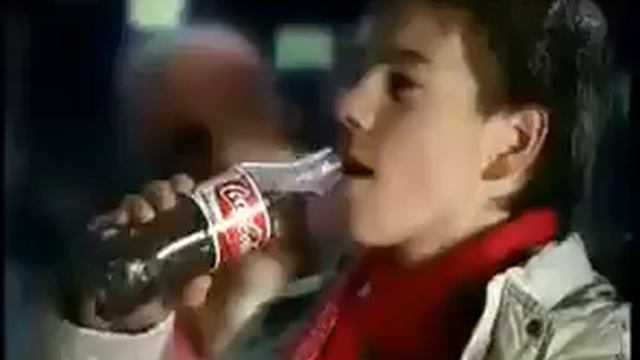 Prazdnik k nam prihodit coca cola Staraja novogodnjaja reklam смотреть онлайн